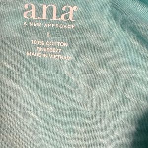 Large 2 - Set woman’s clothing.